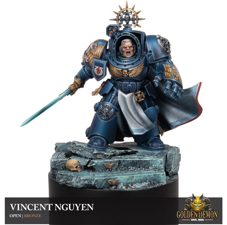 Space Marine Terminator captain with a blue sword, painted by Vincent Nguyen